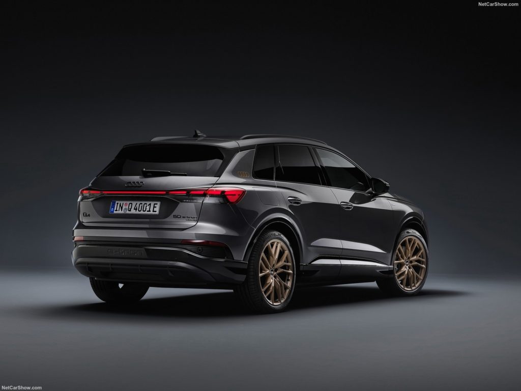 Audi-Q4_e-tron-2022-1600-82